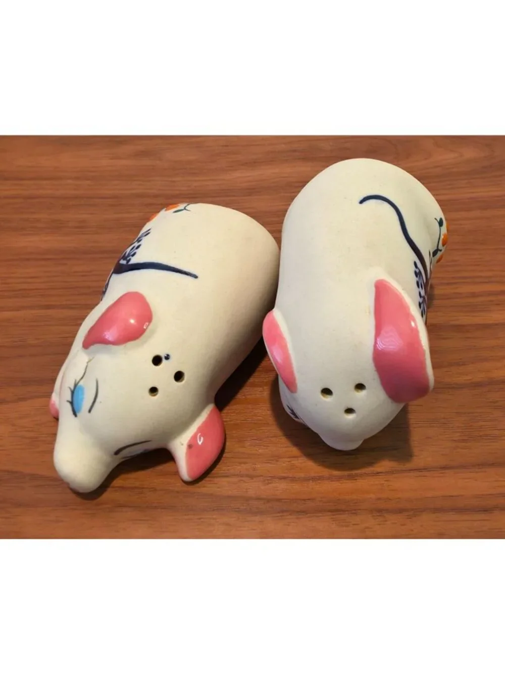 Vintage Hand-Painted Ceramic Pig Salt & Pepper Shakers w/ Gecko & Floral Design